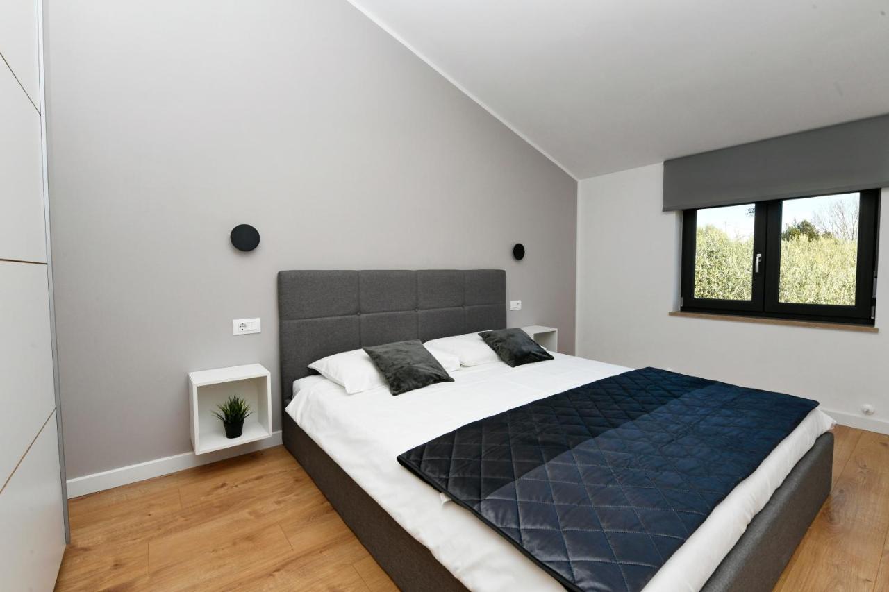 R2 Apartment By Residence Rudan Vižinada Extérieur photo